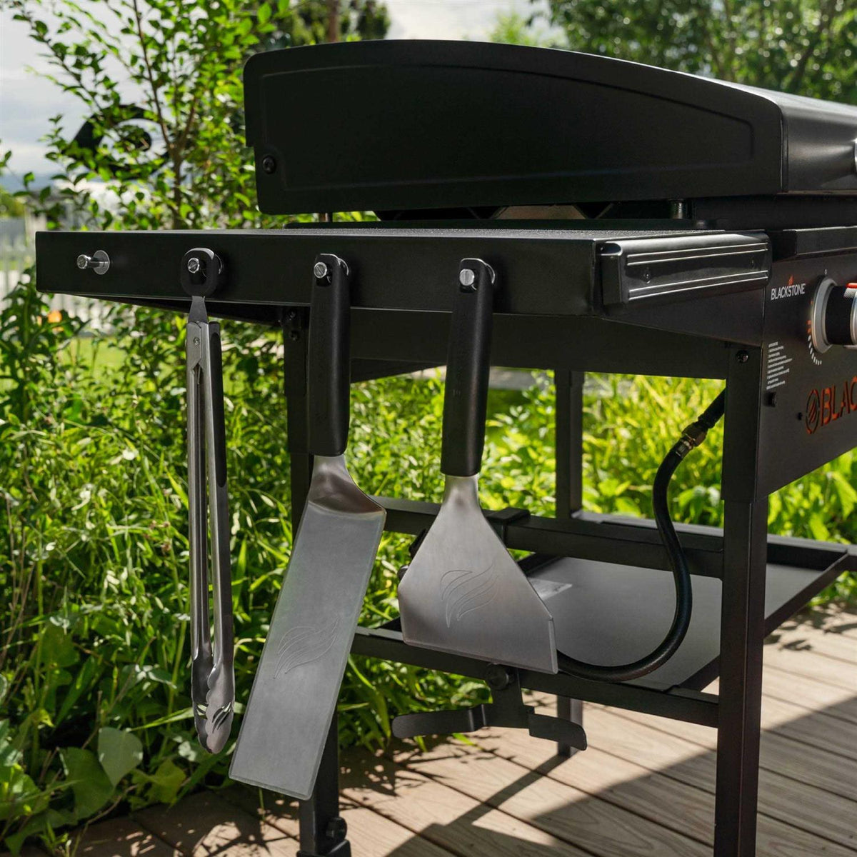 Blackstone XL Griddle 3 Burner 28 with Hood 2080